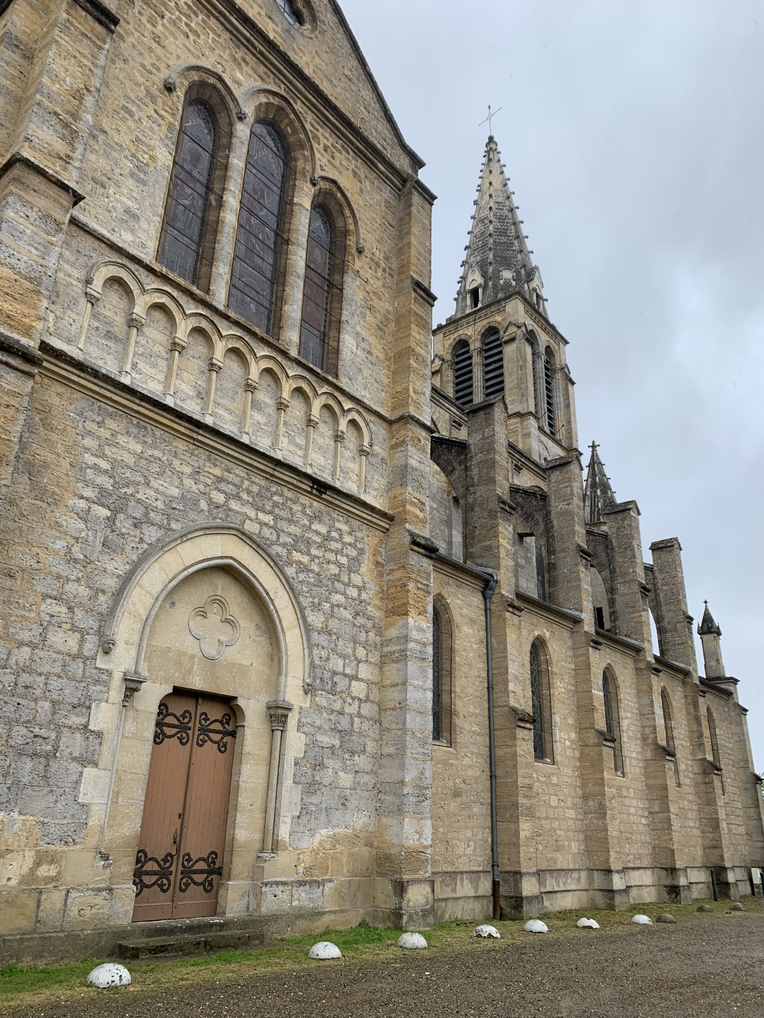 Eglise Saint Jacques - Office de Tourisme du Pays Tarusate - Le coeur ...